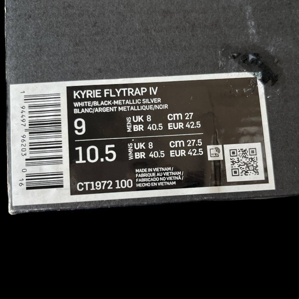 Nike Kyrie Flytrap White Metallic Silver